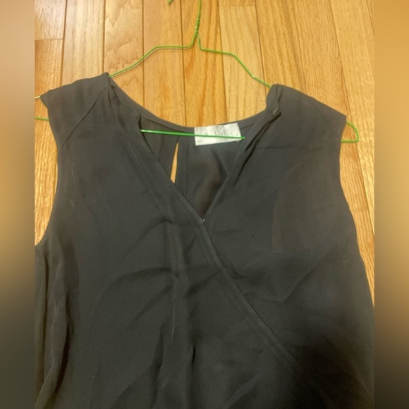 A.L.C Black V-Neck Tank Top Size XS - Picture 5 of 7